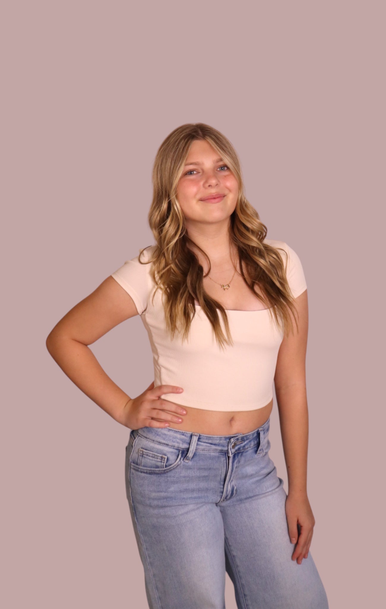 Basic Cropped Cream Tee for teen girls – Shop The Headliner