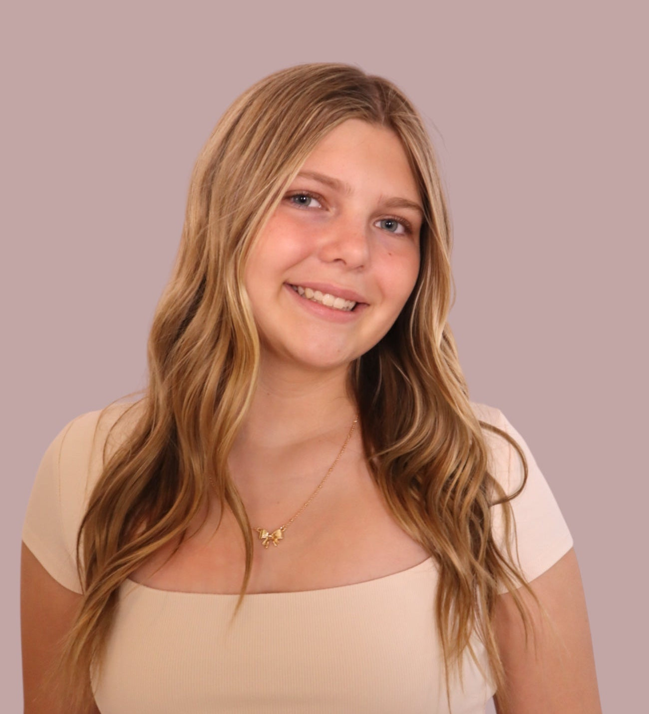 Basic Cropped Cream Tee for teen girls – Shop The Headliner