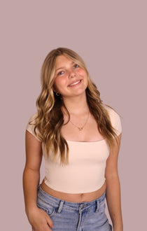 Cream cropped tee with square neckline and short sleeves