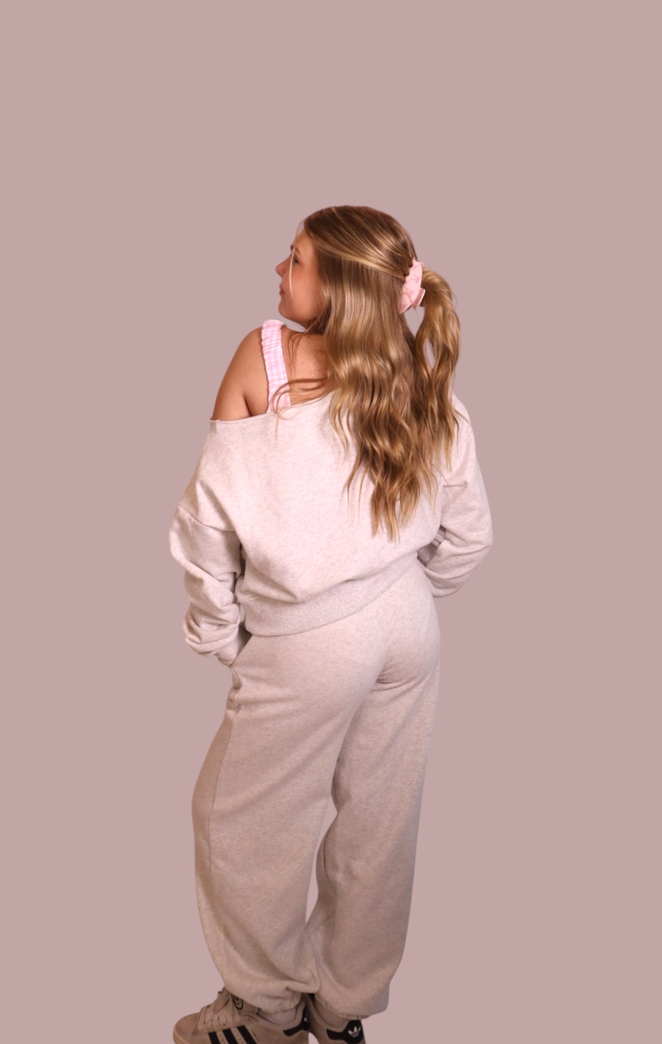 Light Gray Sweatpants for teen girls – Shop The Headliner