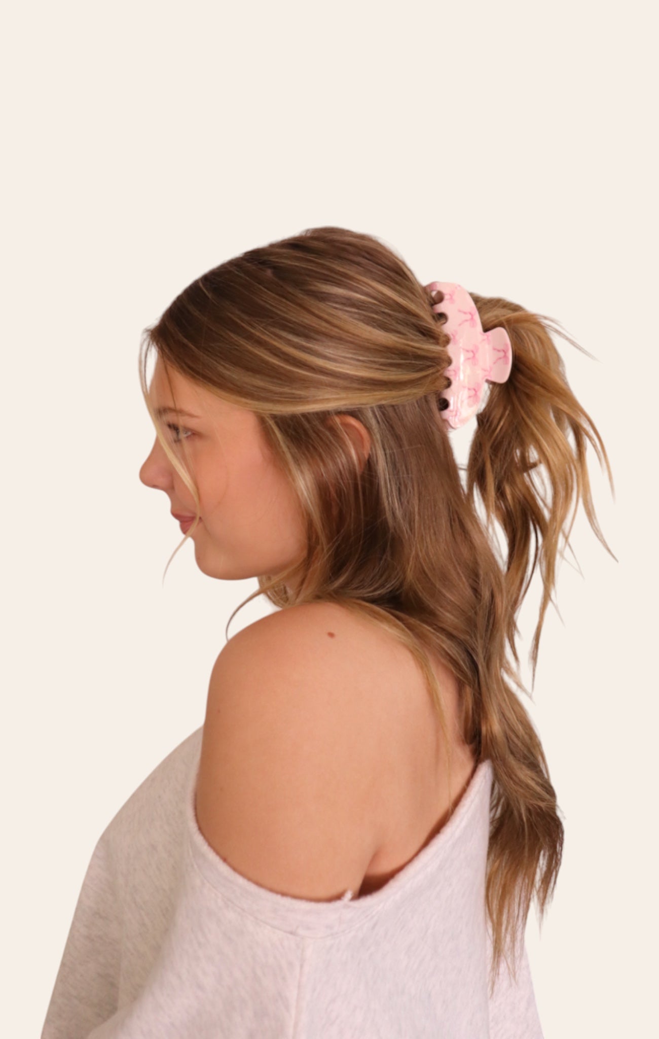 Pink Bow Claw Clip for teen girls – Shop The Headliner