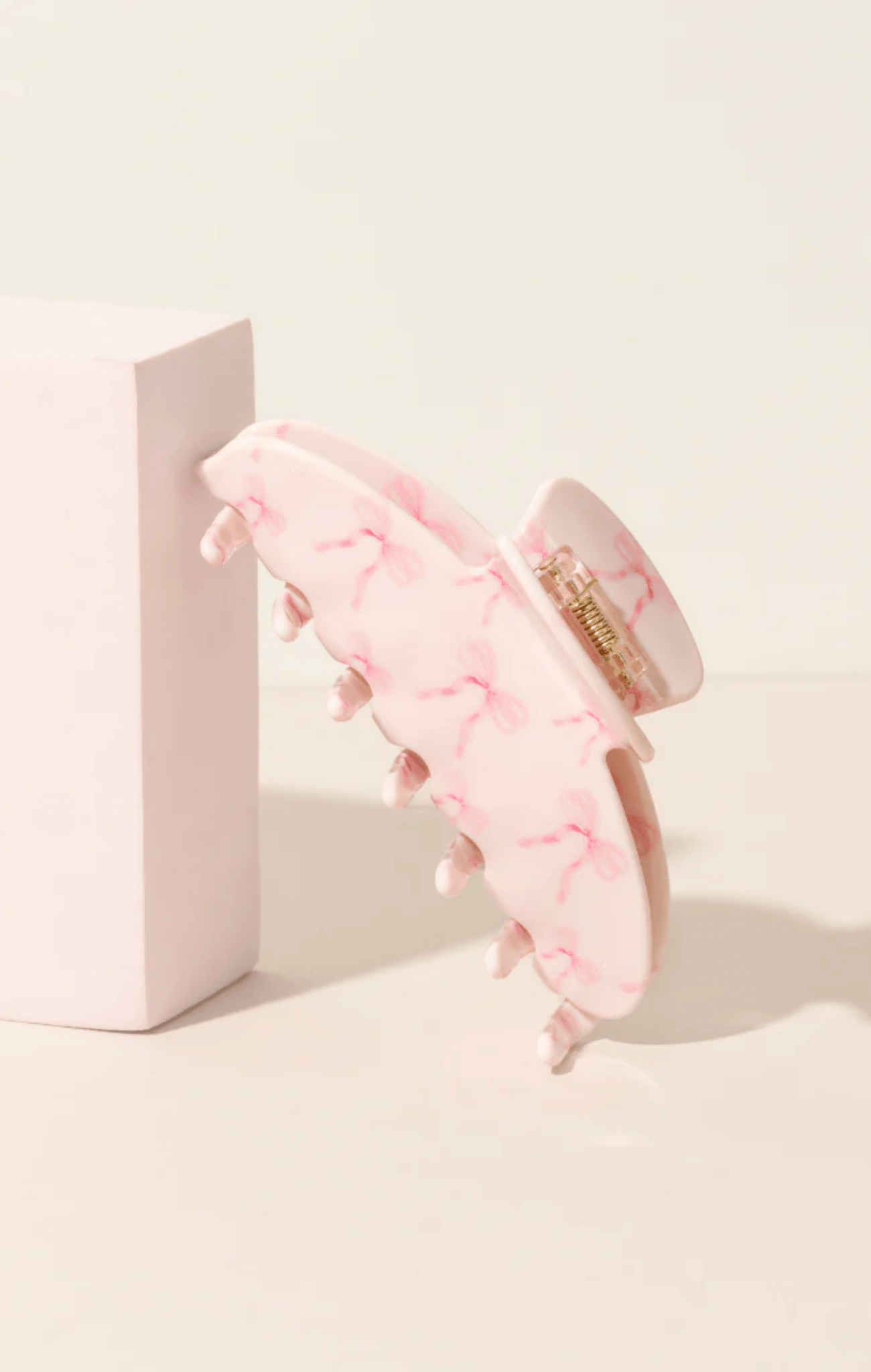 Pink Bow Claw Clip for teen girls – Shop The Headliner