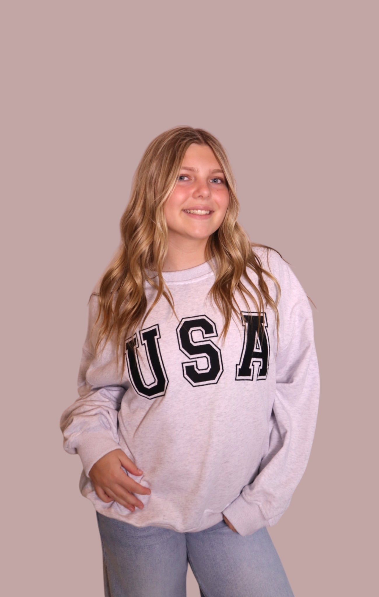 USA Embroidered Oversized Crewneck for teen girls – Shop The Headliner