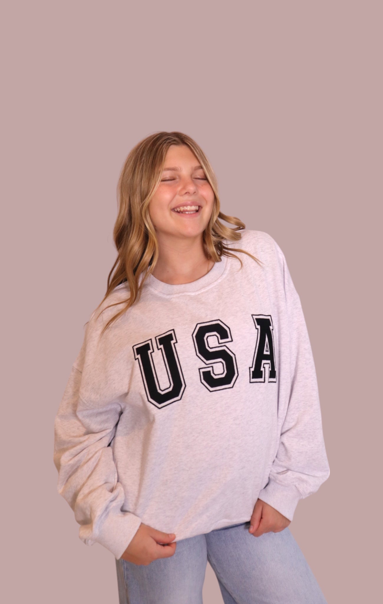USA Embroidered Oversized Crewneck for teen girls – Shop The Headliner